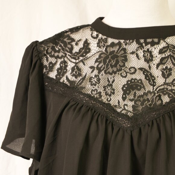 NWT Black Lace Babydoll Top Peekaboo Chest Torrid Womens Size 1 Elegant Party - Picture 2 of 5